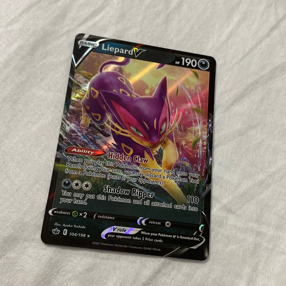 Leopard V Pokémon Card